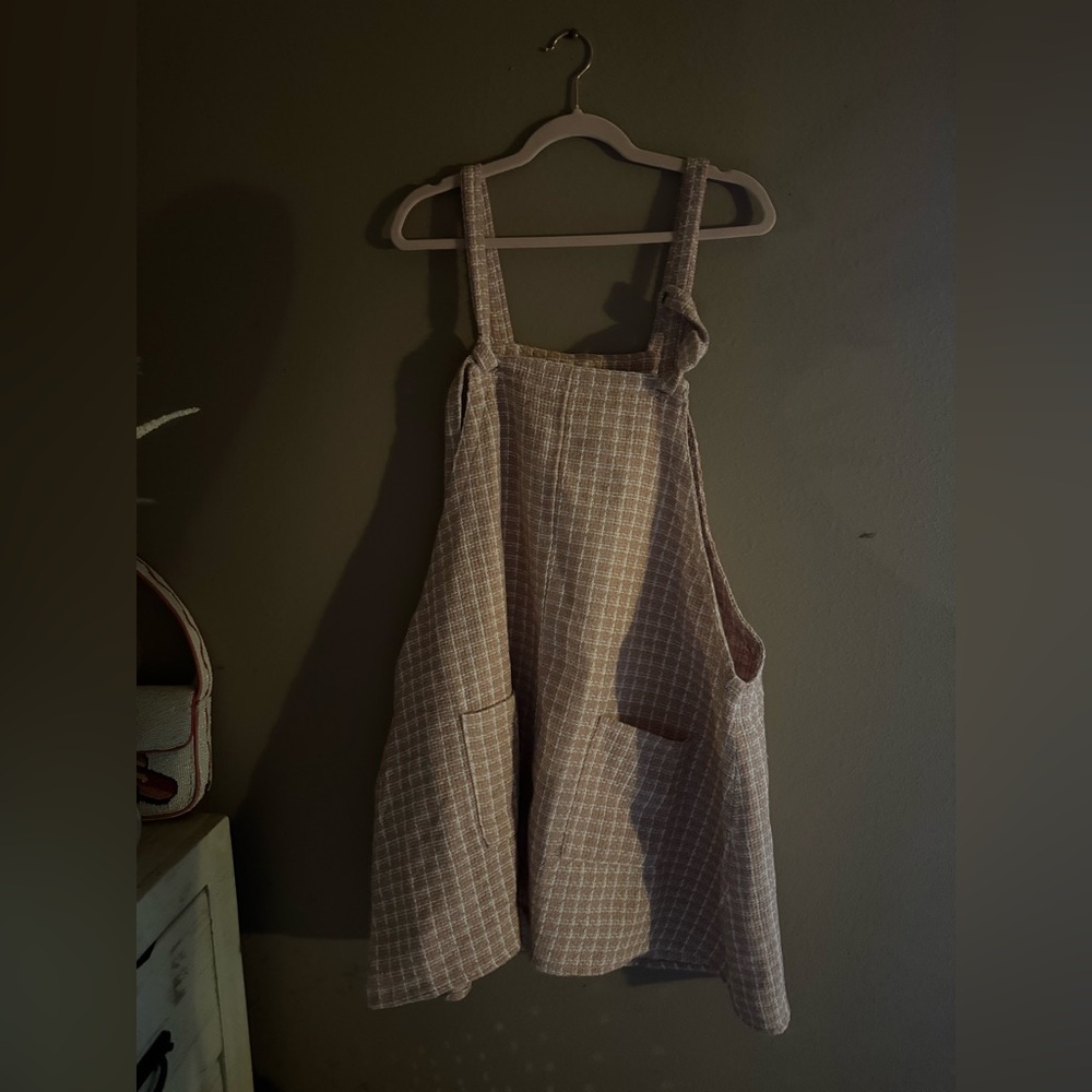 ARULA Tweed Pink and White Skirttail